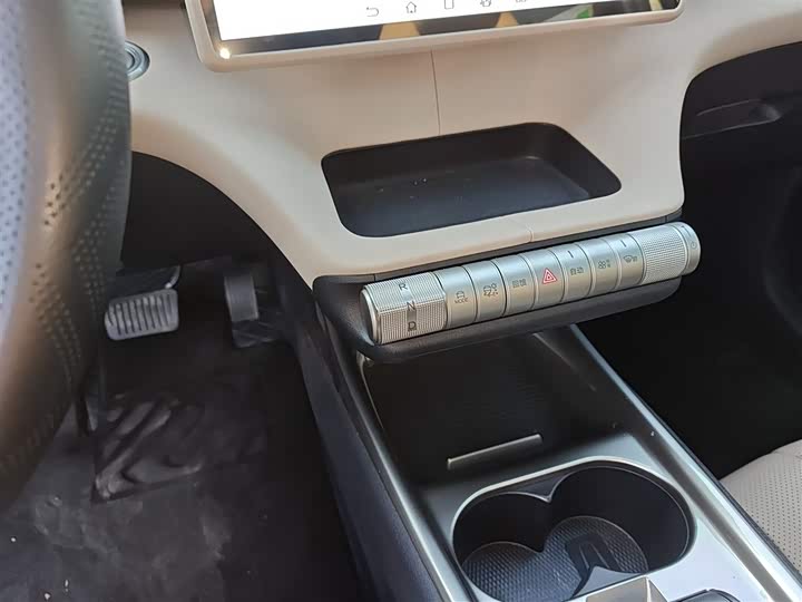 Фото 6 - BYD Dolphin