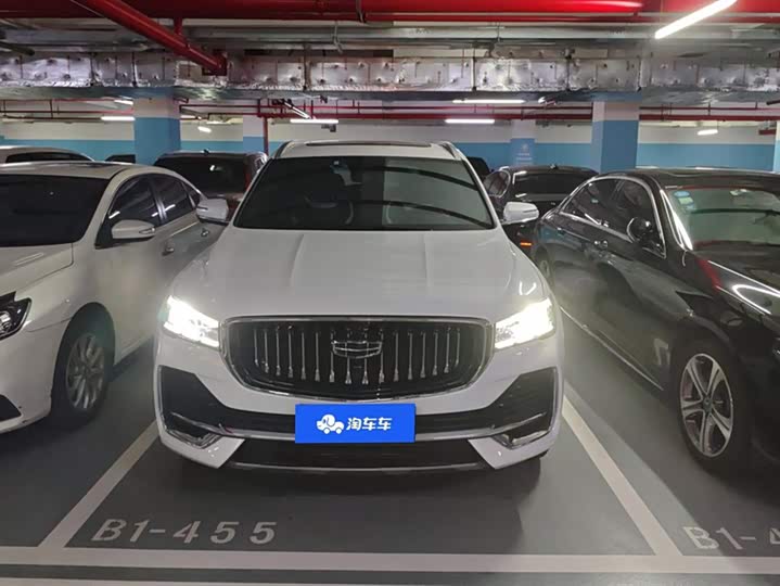 Фото 2 - Geely Monjaro