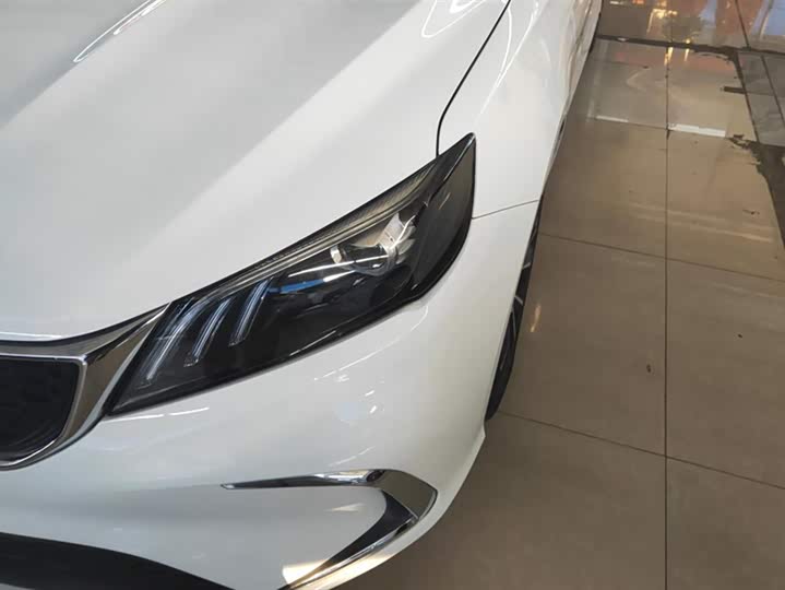 Фото 5 - Geely Binrui