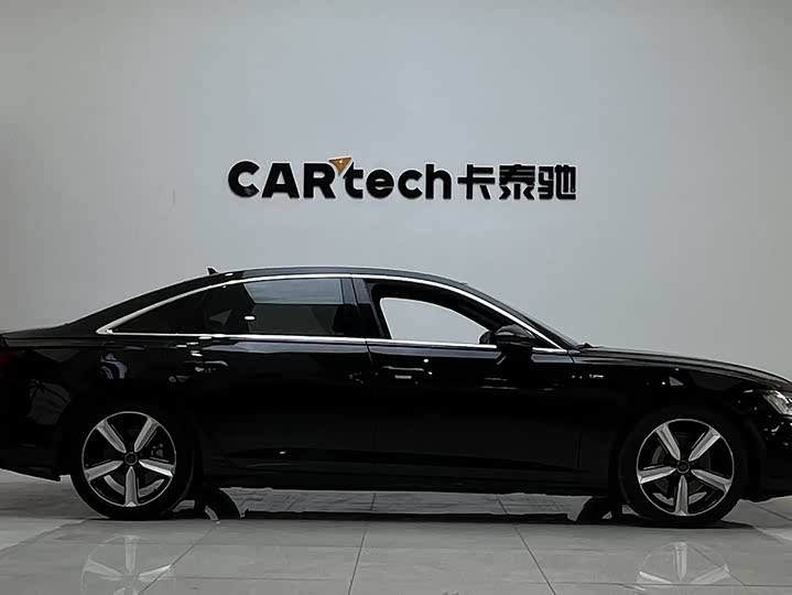 Фото 3 - Audi A6L