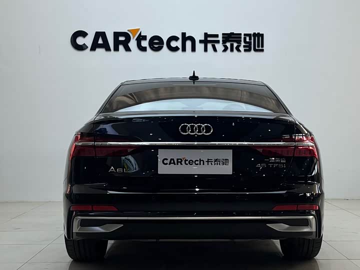 Фото 5 - Audi A6L