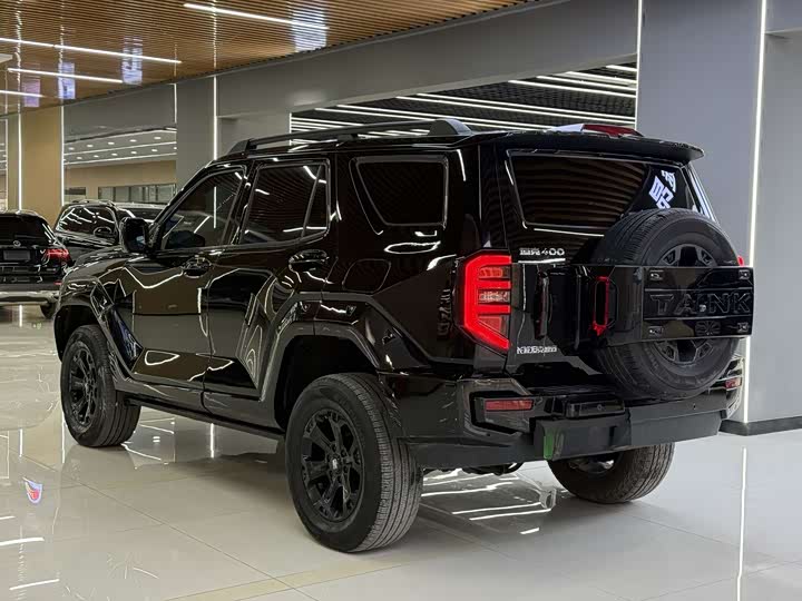 Фото 4 - Tank 400 Hybrid