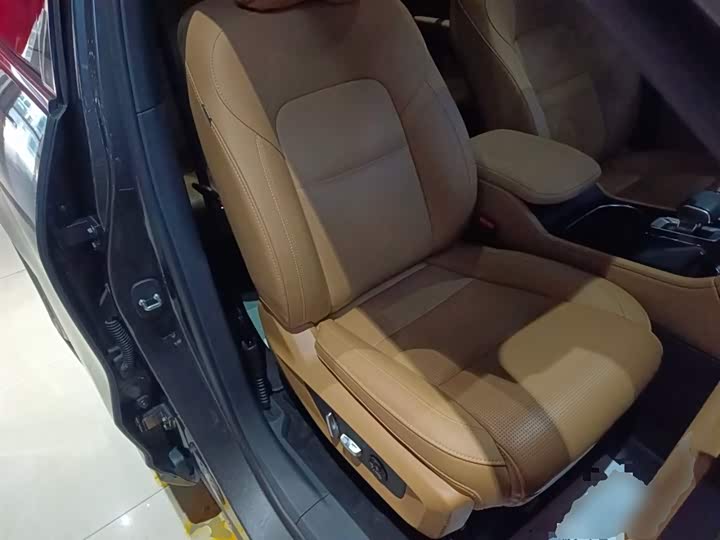 Фото 4 - LiXiang One