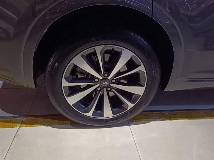 Фото 9 - LiXiang One