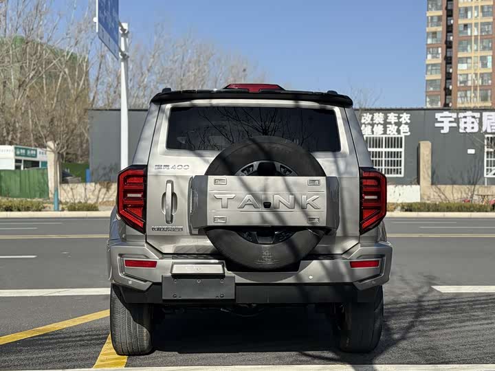 Фото 2 - Tank 400