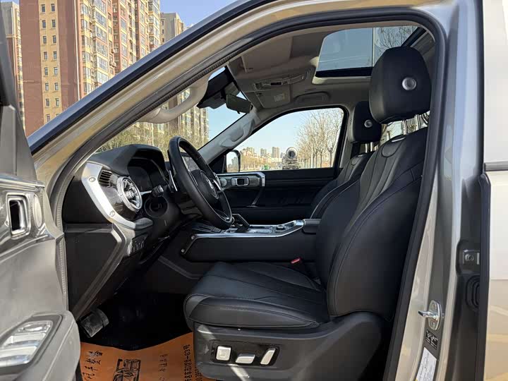 Фото 9 - Tank 400