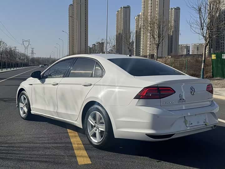 Фото 8 - Volkswagen Lamando L