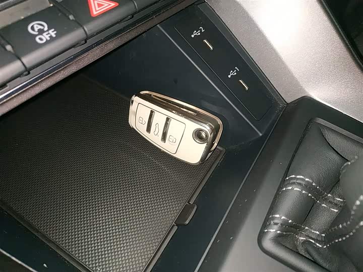 Фото 9 - Audi Q3