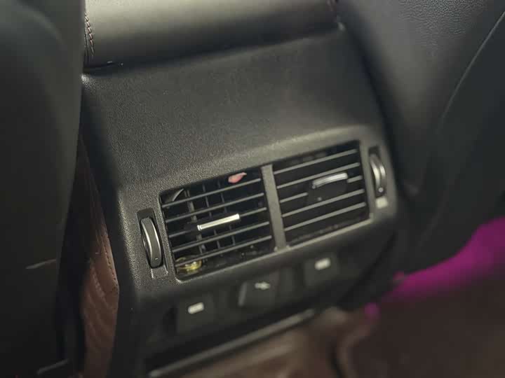 Фото 7 - Land Rover Discovery Sport