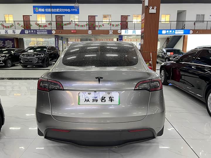 Фото 4 - Tesla Model Y