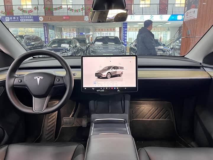 Фото 7 - Tesla Model Y