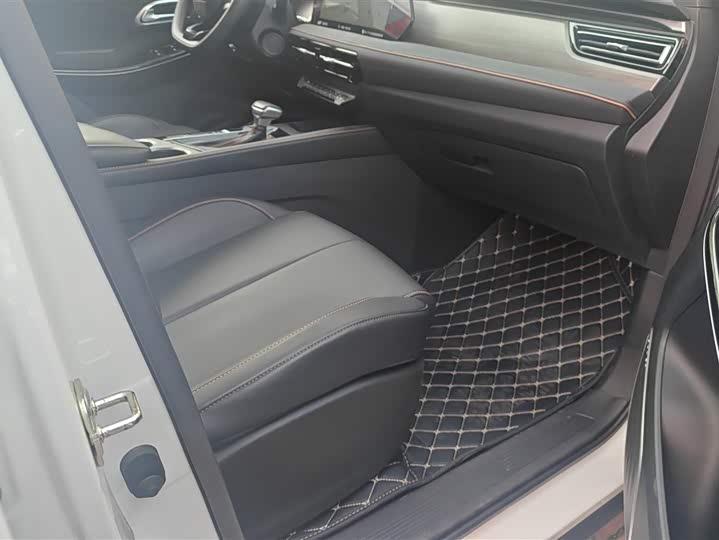 Фото 8 - Changan Oshan X7 Plus