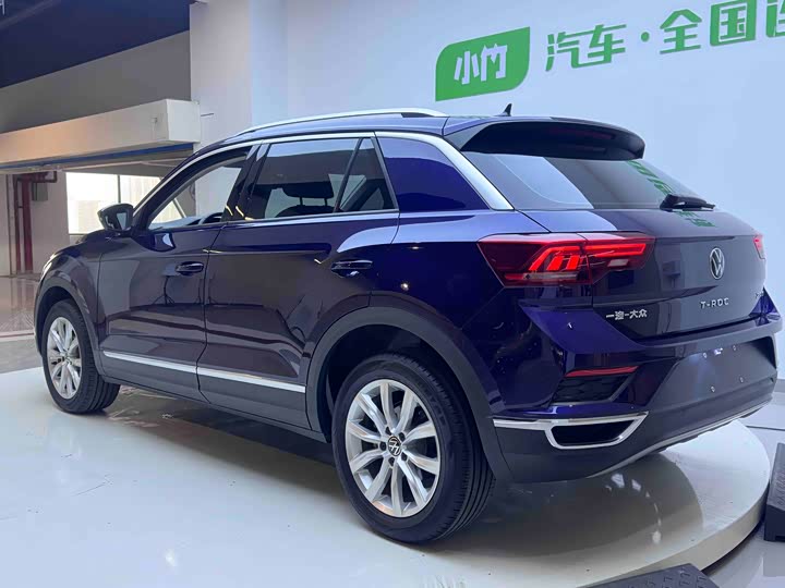 Фото 4 - Volkswagen T-Roc