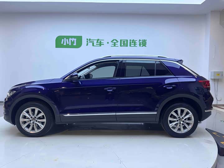 Фото 7 - Volkswagen T-Roc