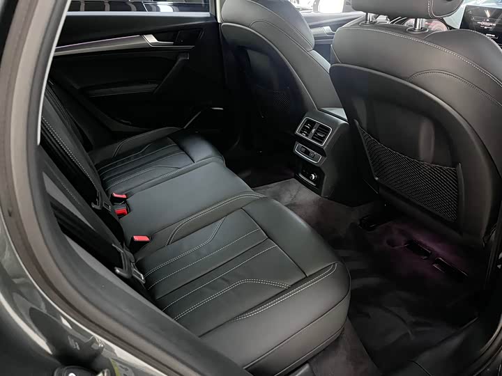 Фото 7 - Audi Q5L