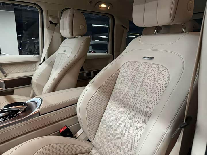 Фото 5 - Mercedes-Benz G-Class AMG