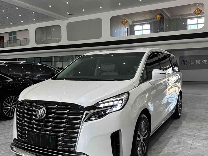 Фото 1 - Buick GL8 ES