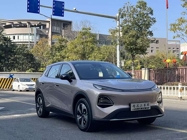 Фото 3 - Changan Qiyuan (Nevo) Q05