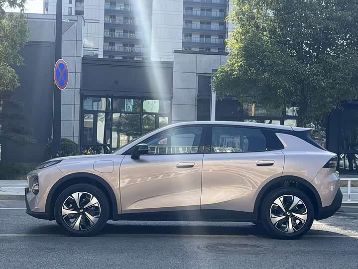 Фото 4 - Changan Qiyuan (Nevo) Q05