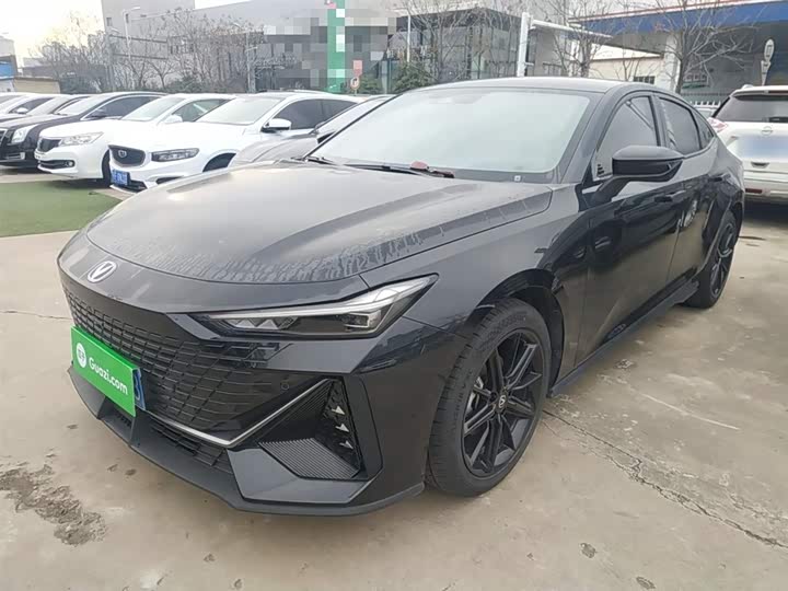 Фото 2 - Changan UNI-V