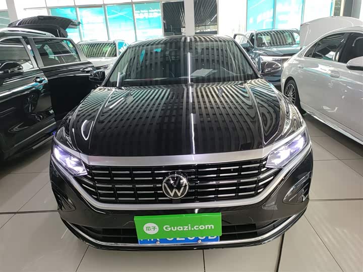 Фото 3 - Volkswagen Passat