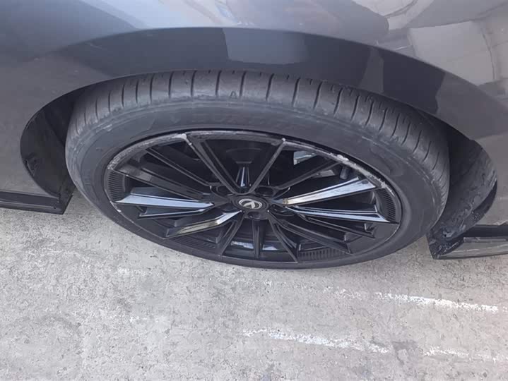 Фото 6 - Changan UNI-V