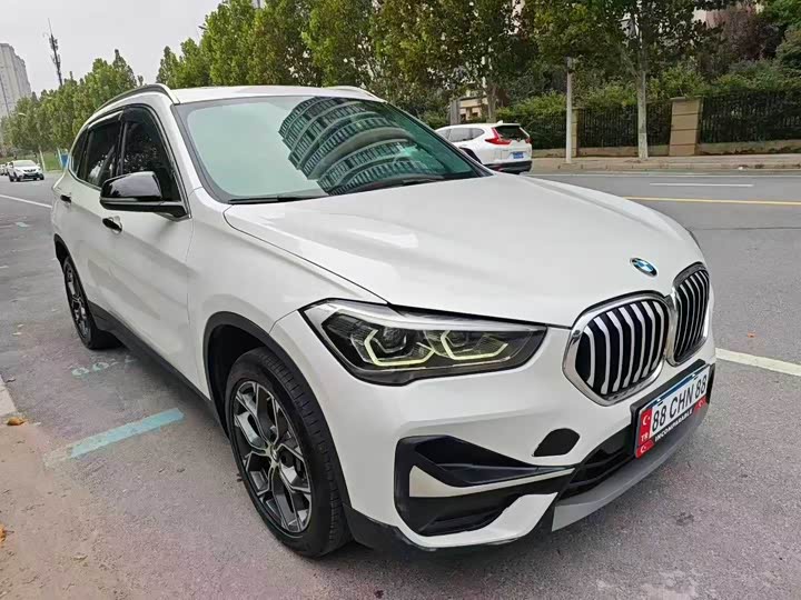 Фото 3 - BMW X1