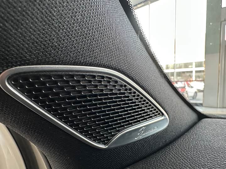 Фото 5 - Mercedes-Benz EQB