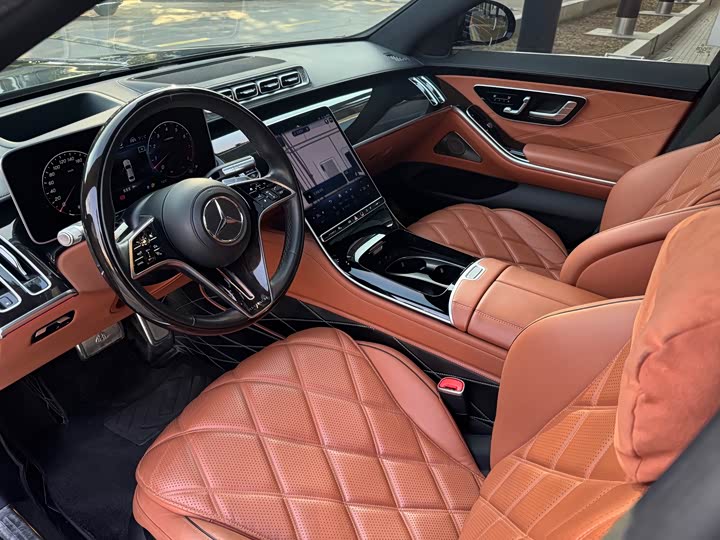 Фото 5 - Mercedes-Benz Maybach S-Class