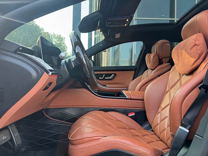 Фото 6 - Mercedes-Benz Maybach S-Class