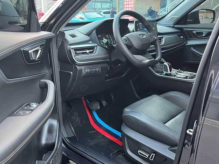 Фото 4 - Chery Tiggo 8