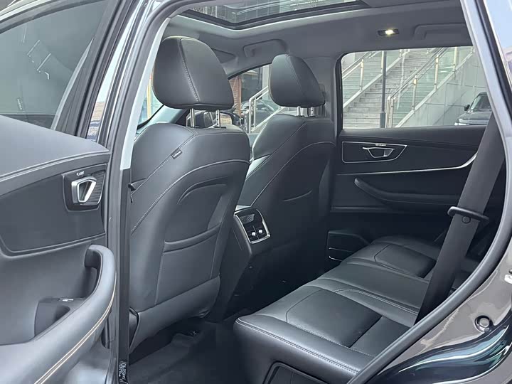 Фото 5 - Chery Tiggo 8