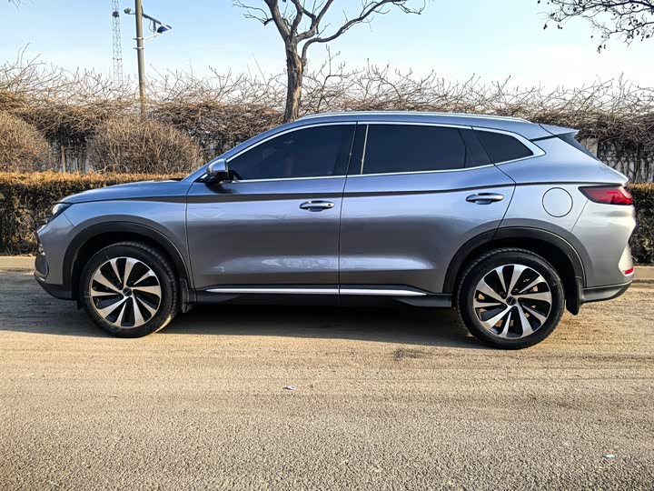 Фото 8 - BYD Song Plus Hybrid/EV