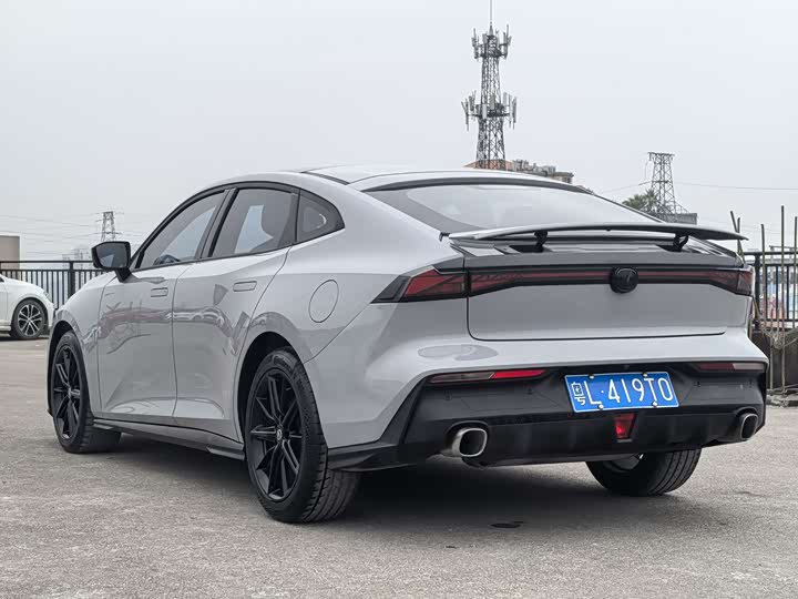 Фото 6 - Changan UNI-V