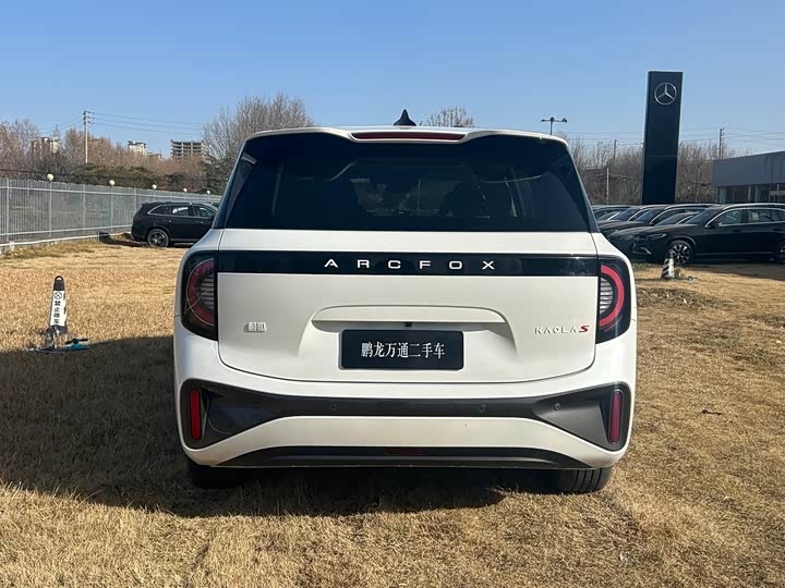 Фото 8 - BAIC Arcfox Kaola S