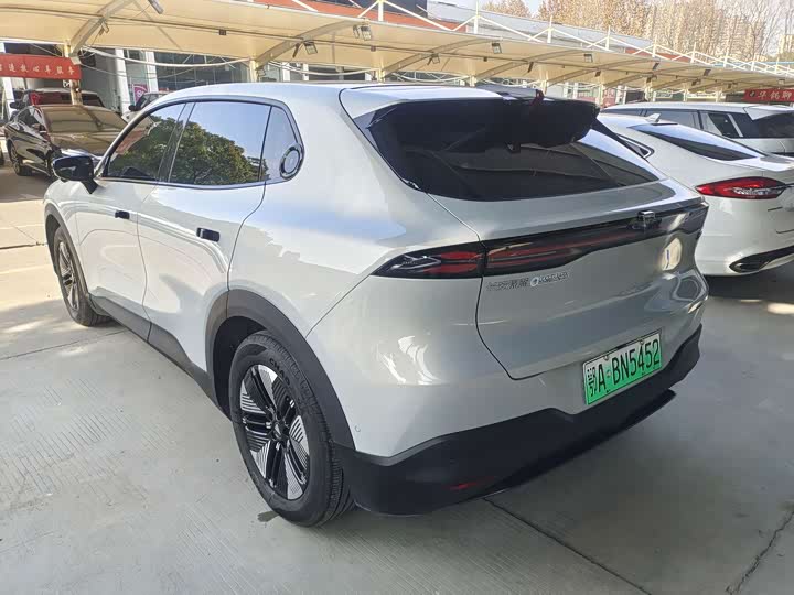 Фото 4 - Changan Deepal S05