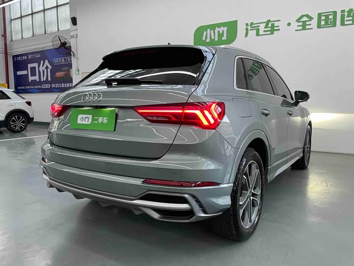 Фото 4 - Audi Q3