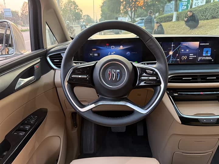 Фото 6 - Buick GL8 Hybrid