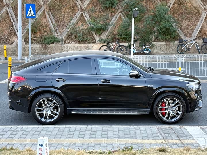 Фото 4 - Mercedes-Benz GLE-Class Coupe AMG