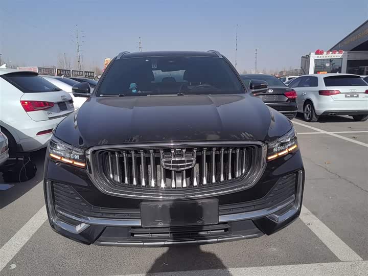 Фото 3 - Geely Monjaro