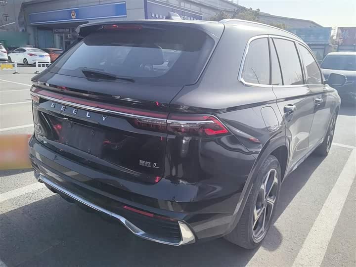 Фото 7 - Geely Monjaro