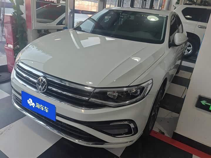 Фото 1 - Volkswagen Bora