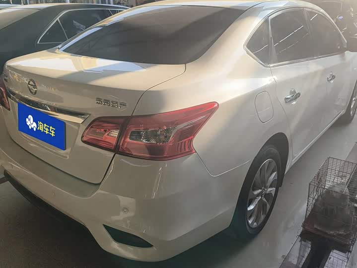 Фото 3 - Nissan Sylphy