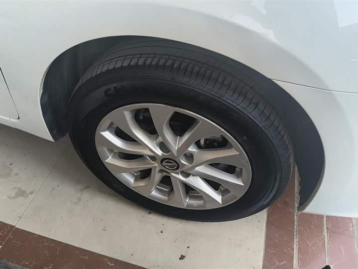 Фото 6 - Nissan Sylphy