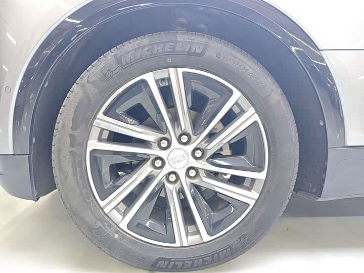 Фото 5 - Cadillac Lyriq