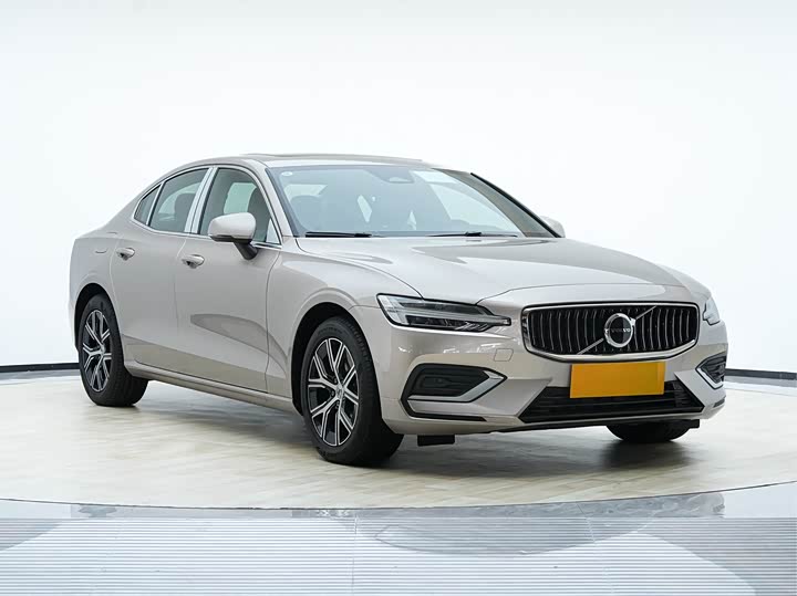 Фото 3 - Volvo S60