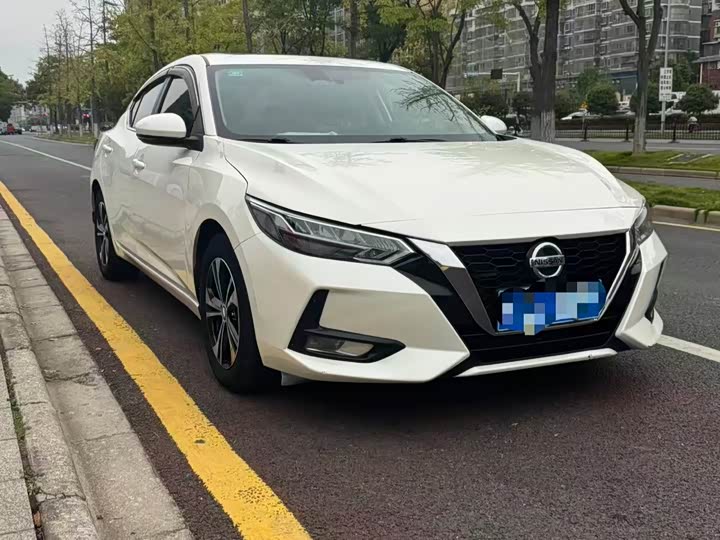 Фото 3 - Nissan Sylphy