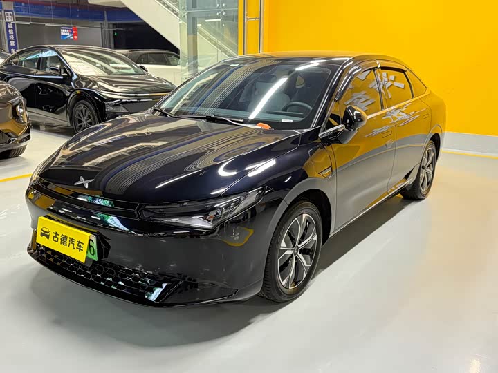 Фото 1 - XPeng P5