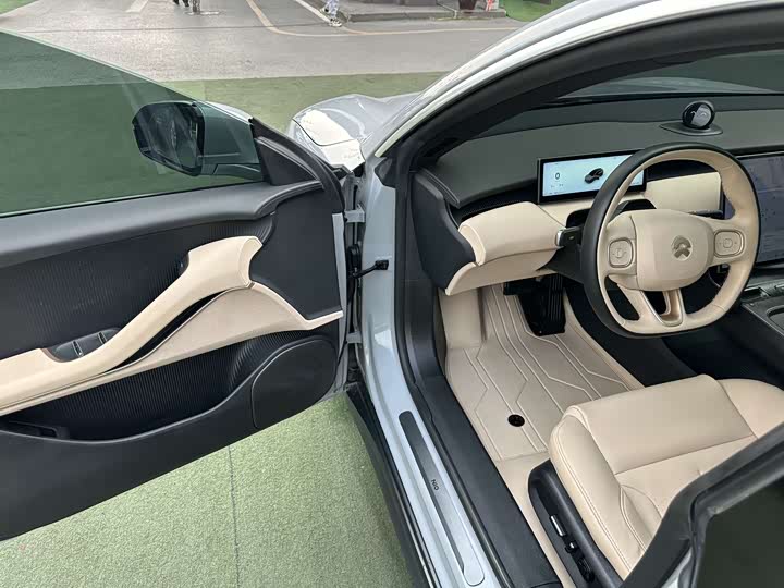 Фото 5 - Nio ET5T