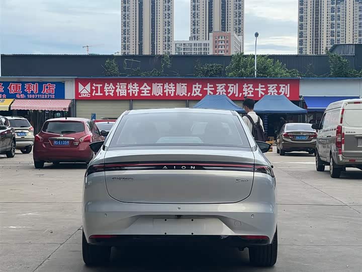 Фото 8 - GAC Aion S Max